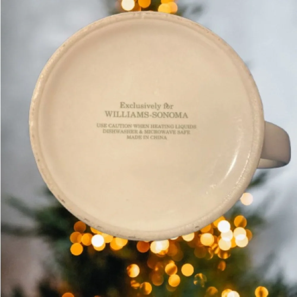 Williams Sonoma Santa Mug Winter Scene